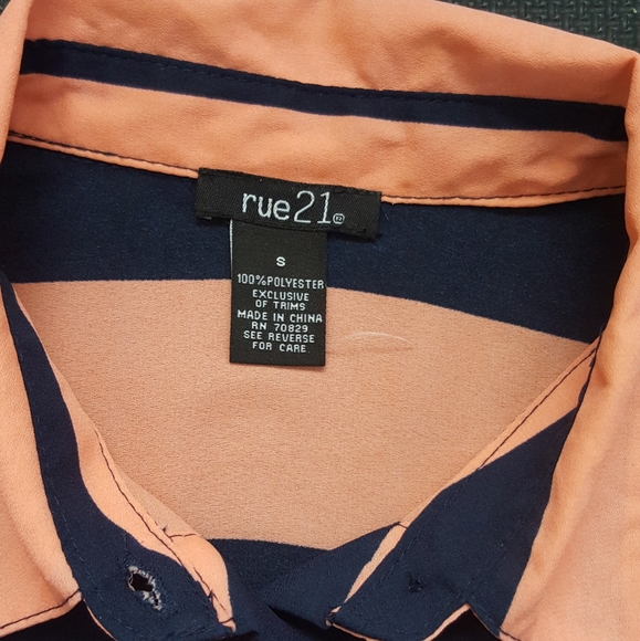 Button Blouse - Picture 3 of 3